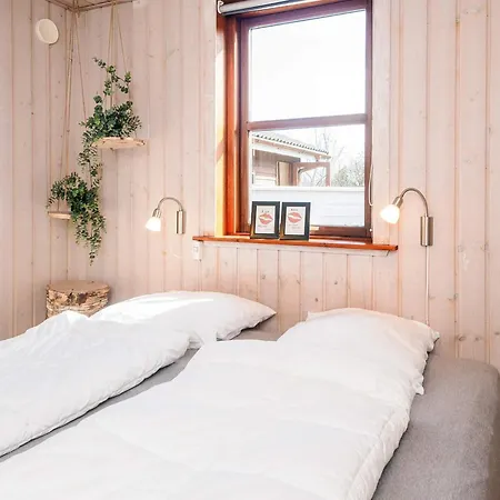 4 Star In * Ulfborg
