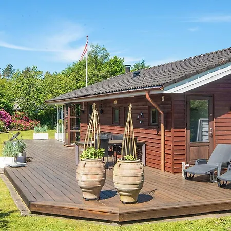 4 Star In Holiday home *